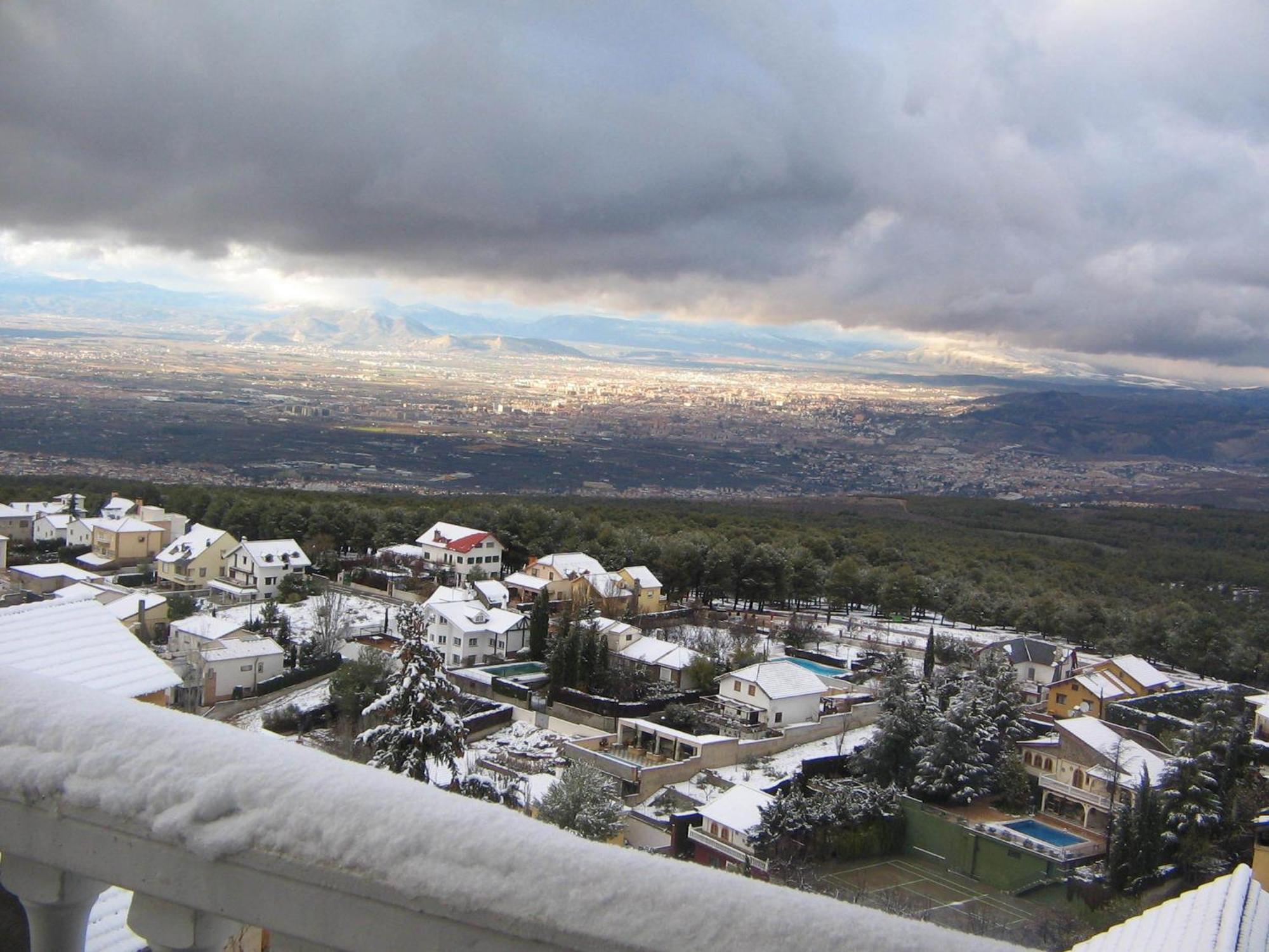 Hotel El Balcon De Las Nieves La Zubia  Esterno foto