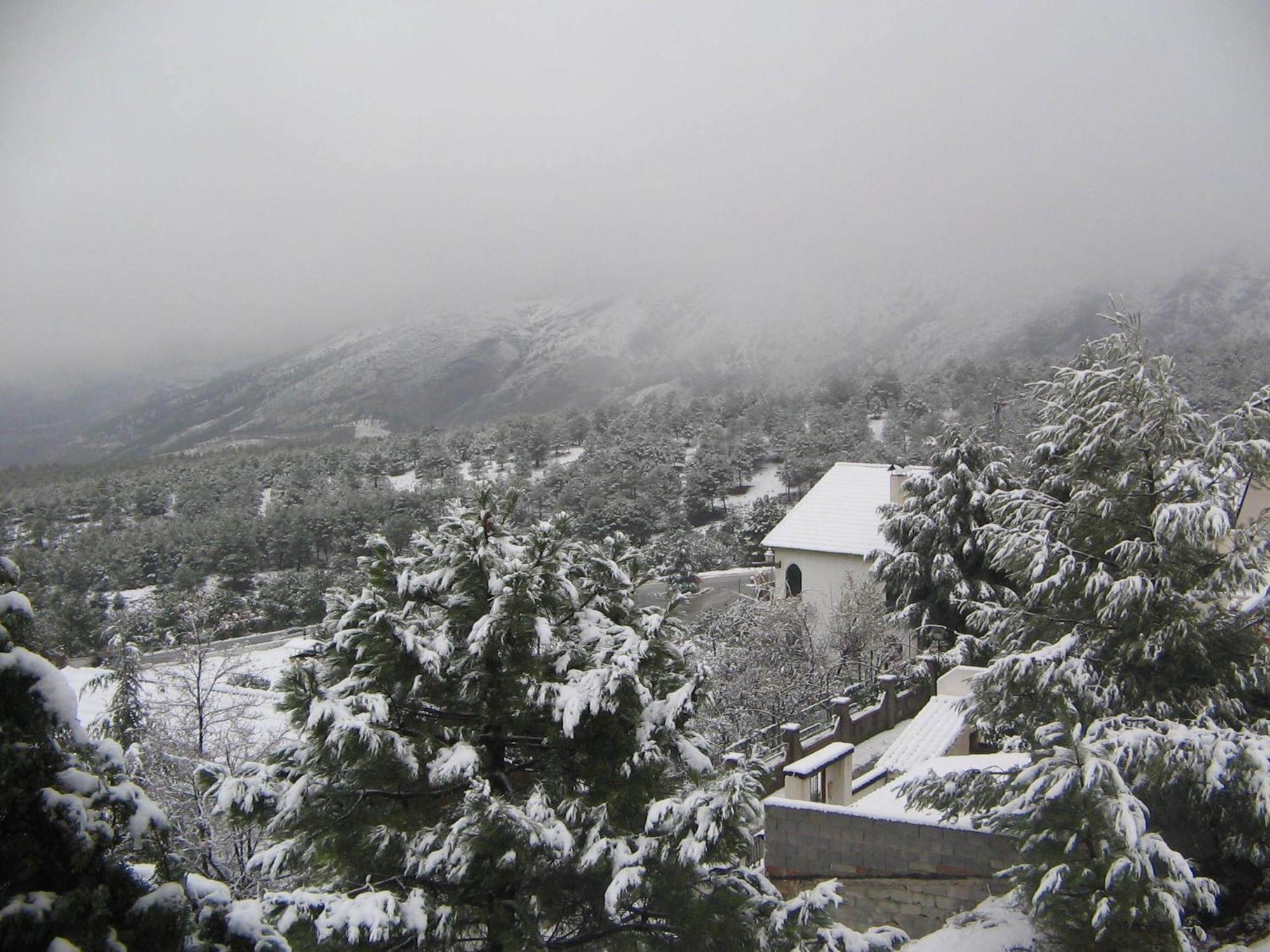 Hotel El Balcon De Las Nieves La Zubia  Esterno foto
